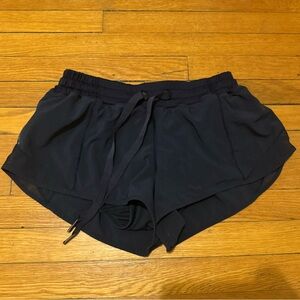 Lululemon Hotty Hot shorts with running stripes 24” waist elastic waistband